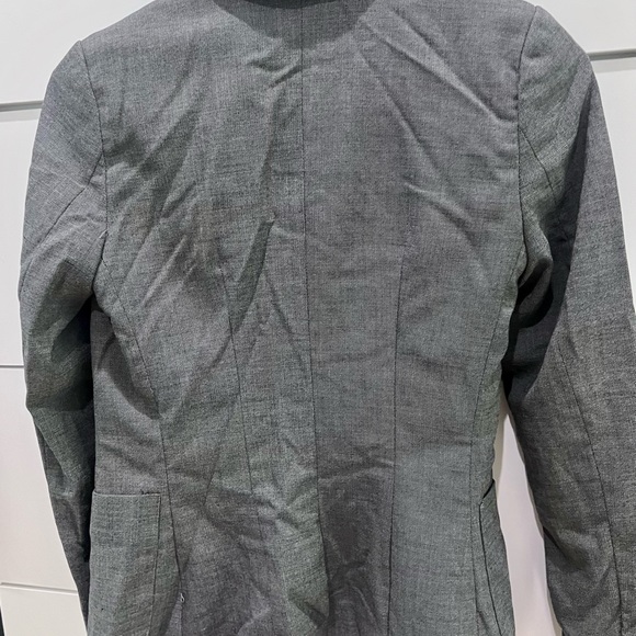 Gray h&m size 2 blazer - Picture 3 of 3